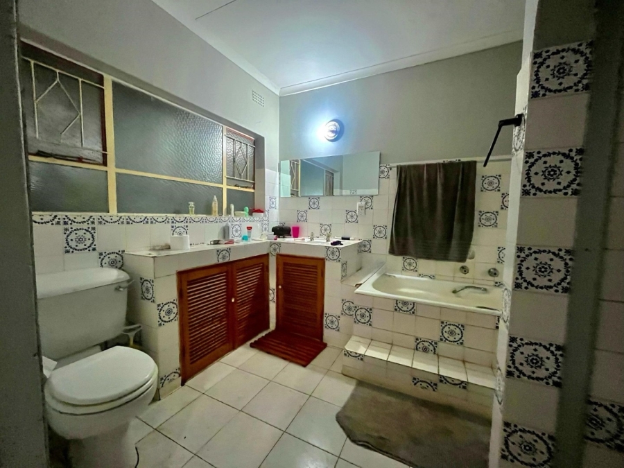 4 Bedroom Property for Sale in Protea Park North West